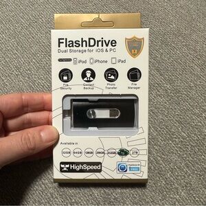 Black Flash Drive for iOS & PC